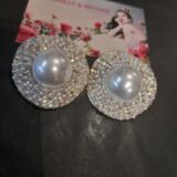 Large stud White Pearl and crystal