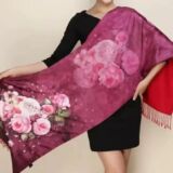 Silk and cashmere Dark red/pinkeith peoneys