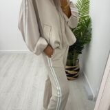 Luxe tracksuit latte with cream strip