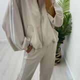 Luxe tracksuit latte with cream strip