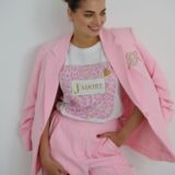 D, dupe suit