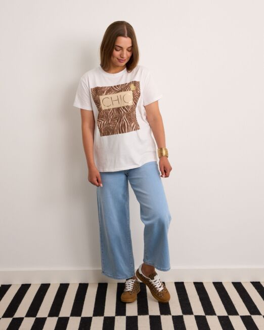 Chic tee