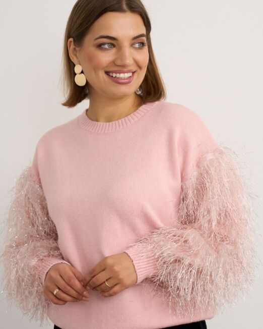 Sweater sleeve detail