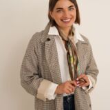 Light coat /mac for spring