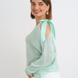 Shoulder bow top